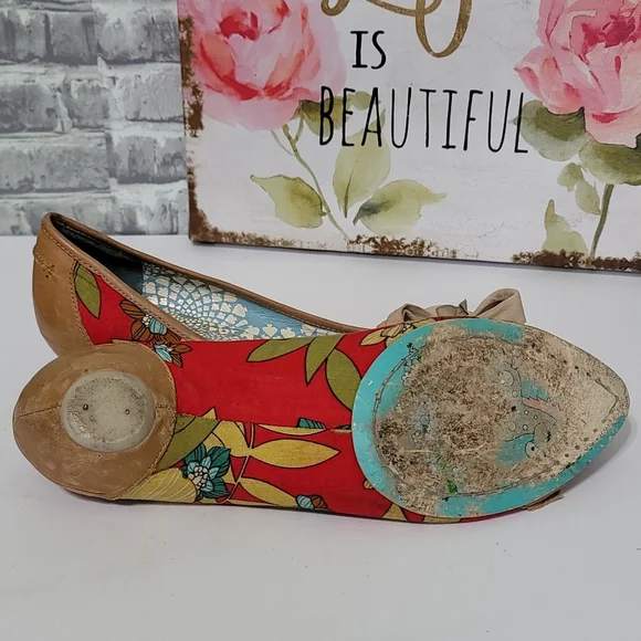 Irregular Choice Vintage Floral Low Heel Pumps Top Bow - Picture 8 of 11